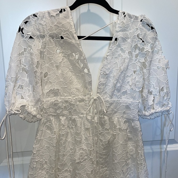 white floral tie front mini dress - Picture 4 of 12